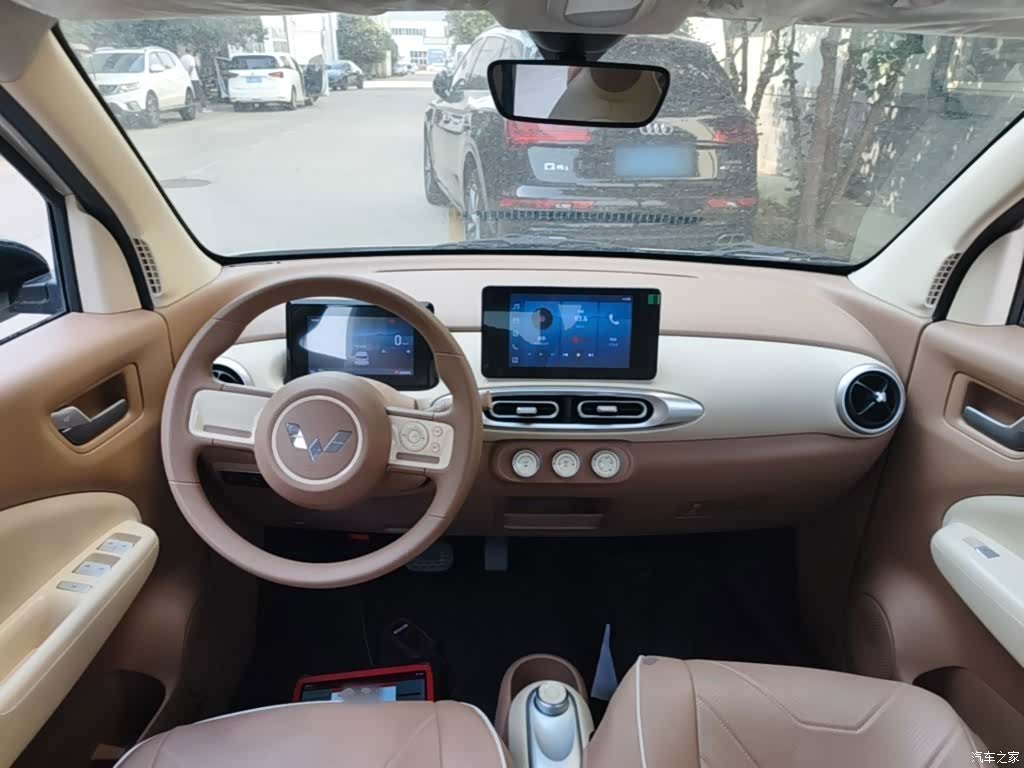 Wuling MINIEV, 2024 10