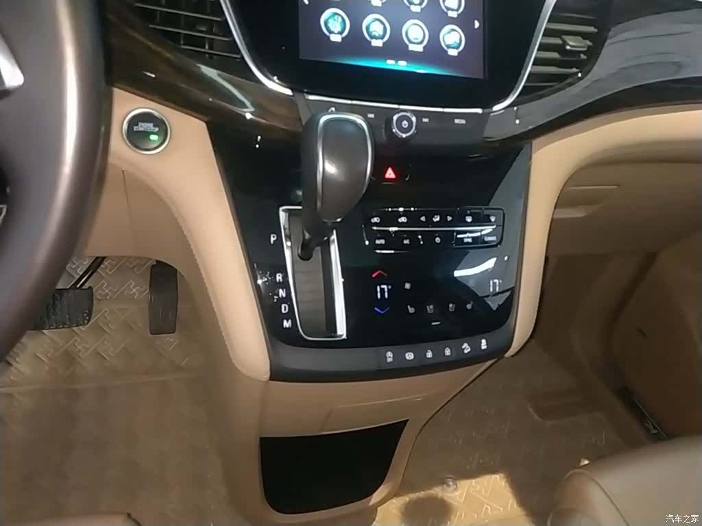 Buick GL8, 2019 14