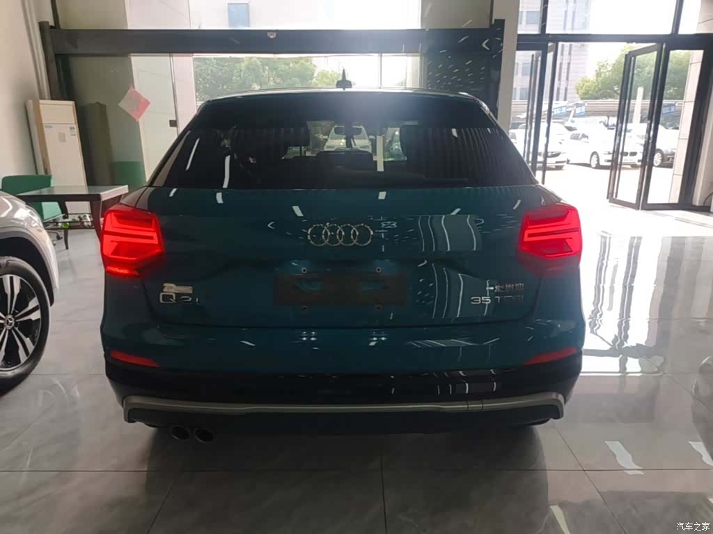 Audi Q2L, 2020 6