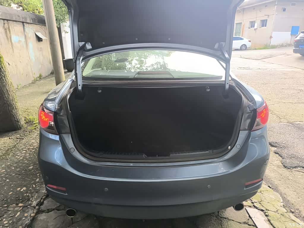 Mazda Atenza, 2016 15
