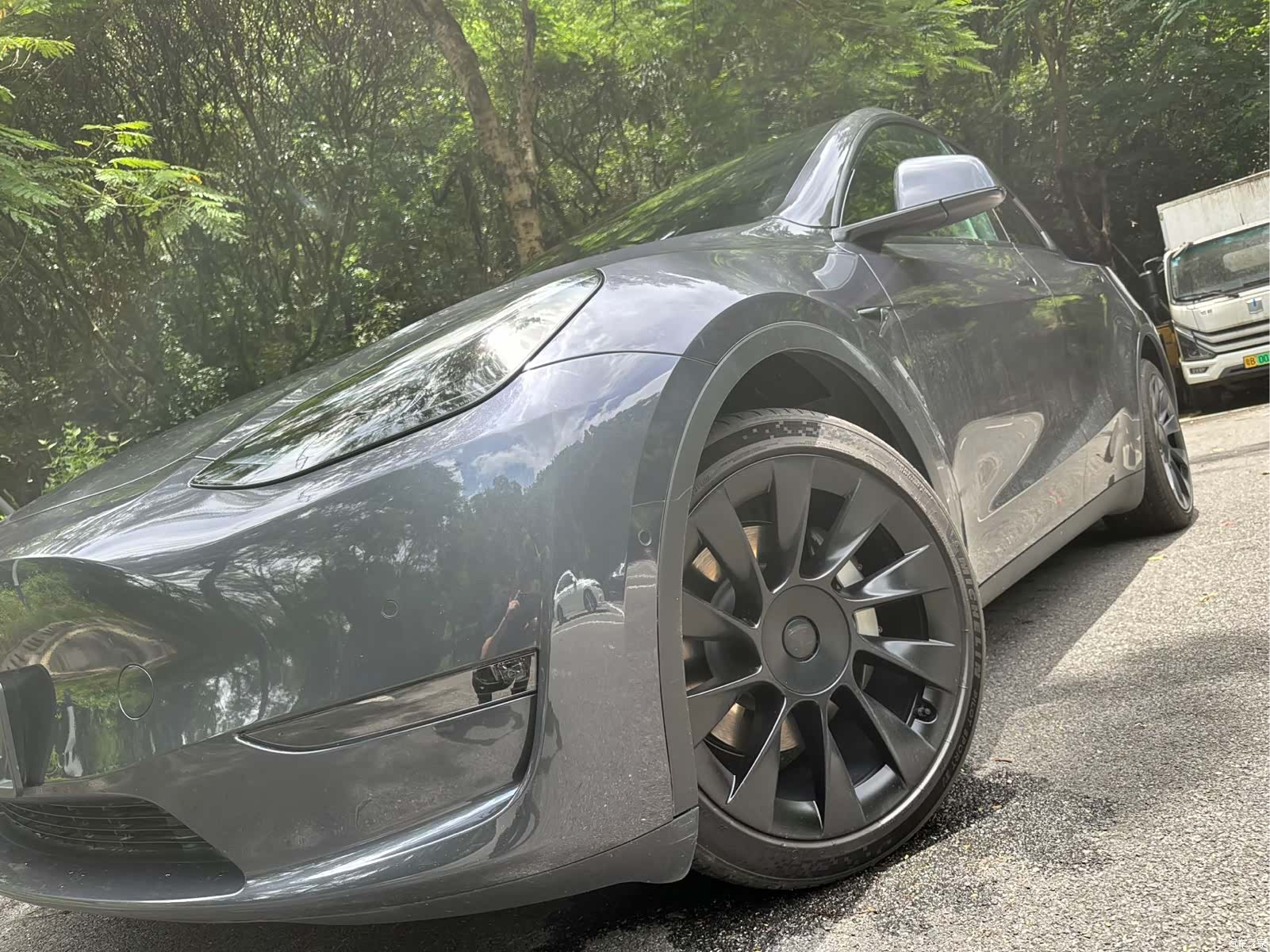 Tesla Model Y, 2023 9