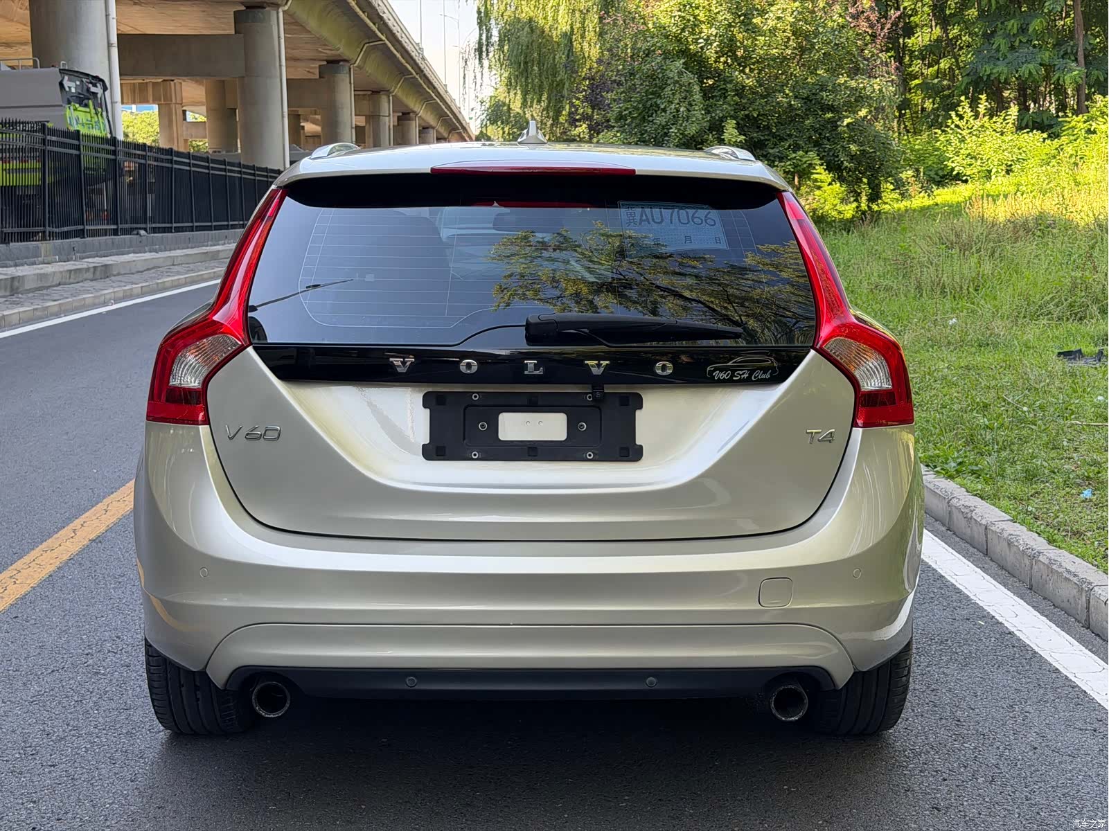 Volvo V60, 2017 17