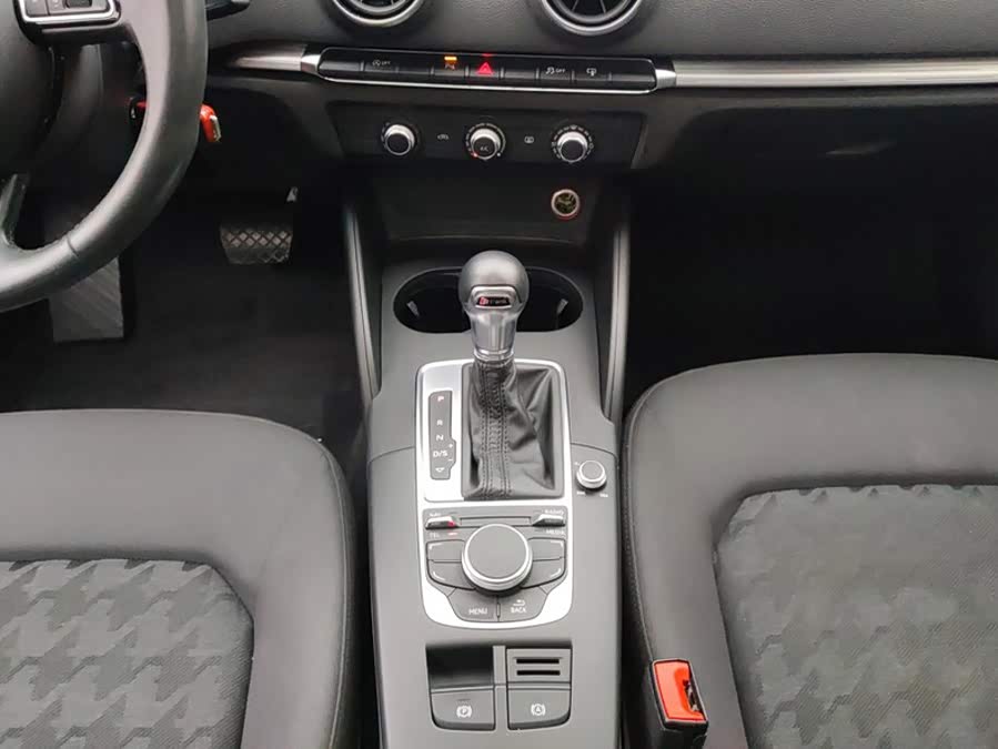 Audi A3 2017, фото 16
