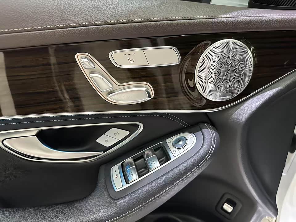 Mercedes-Benz GLC Mercedes-Benz GLC