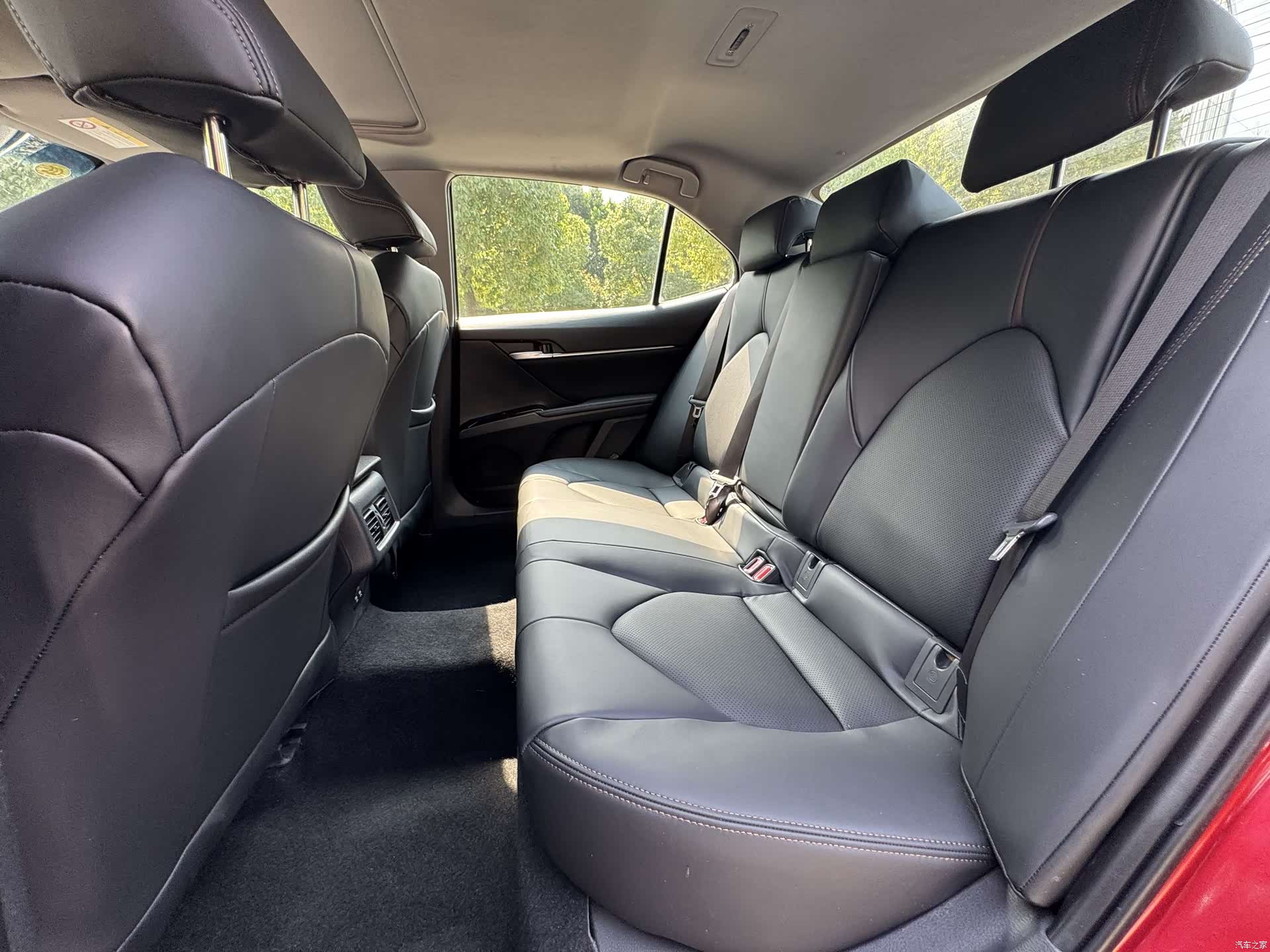 Toyota Camry, 2018 11