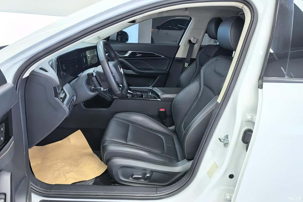 Bestune B70, 2023 9