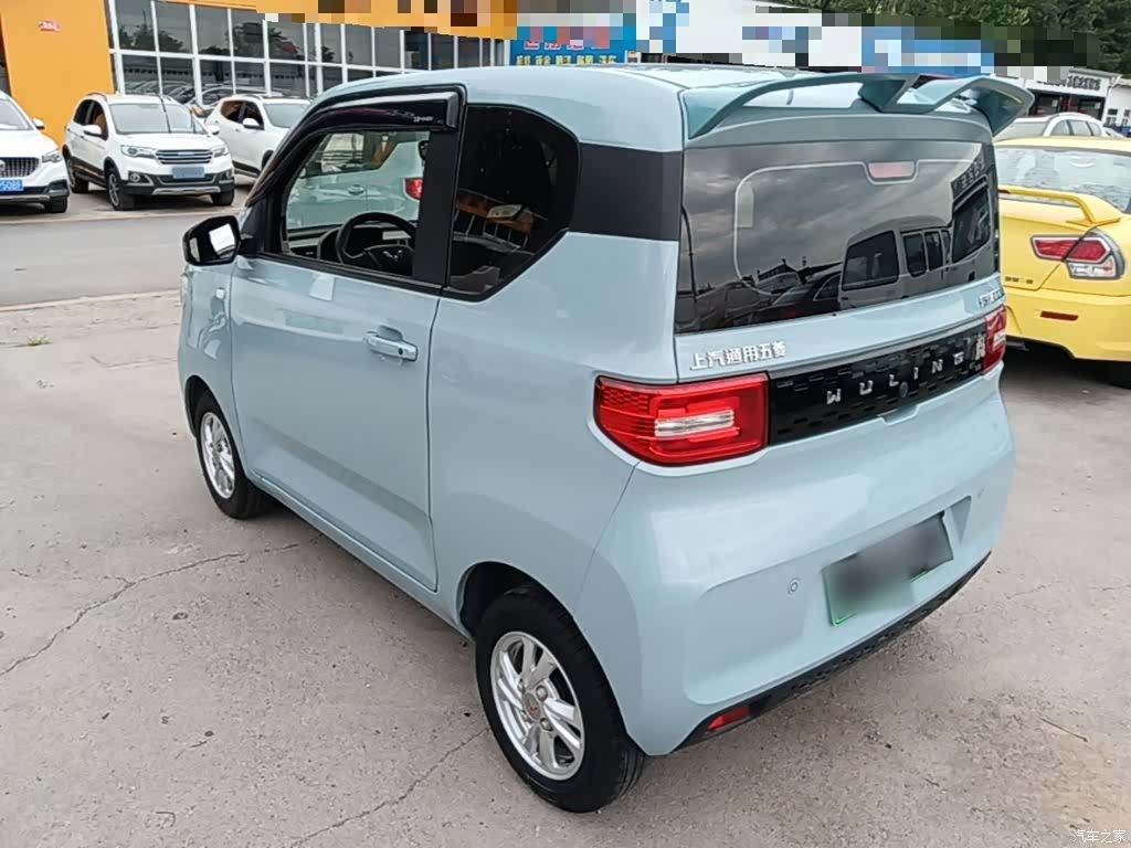 Wuling MINIEV, 2020 все фото