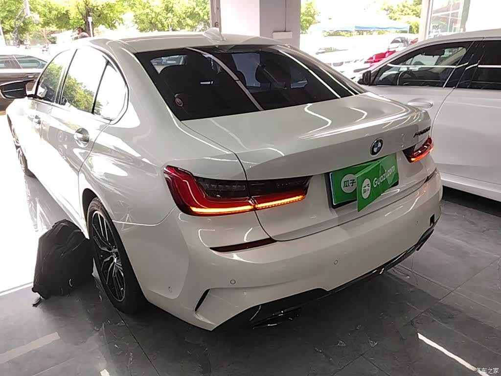 BMW 3 Series, 2019 все фото