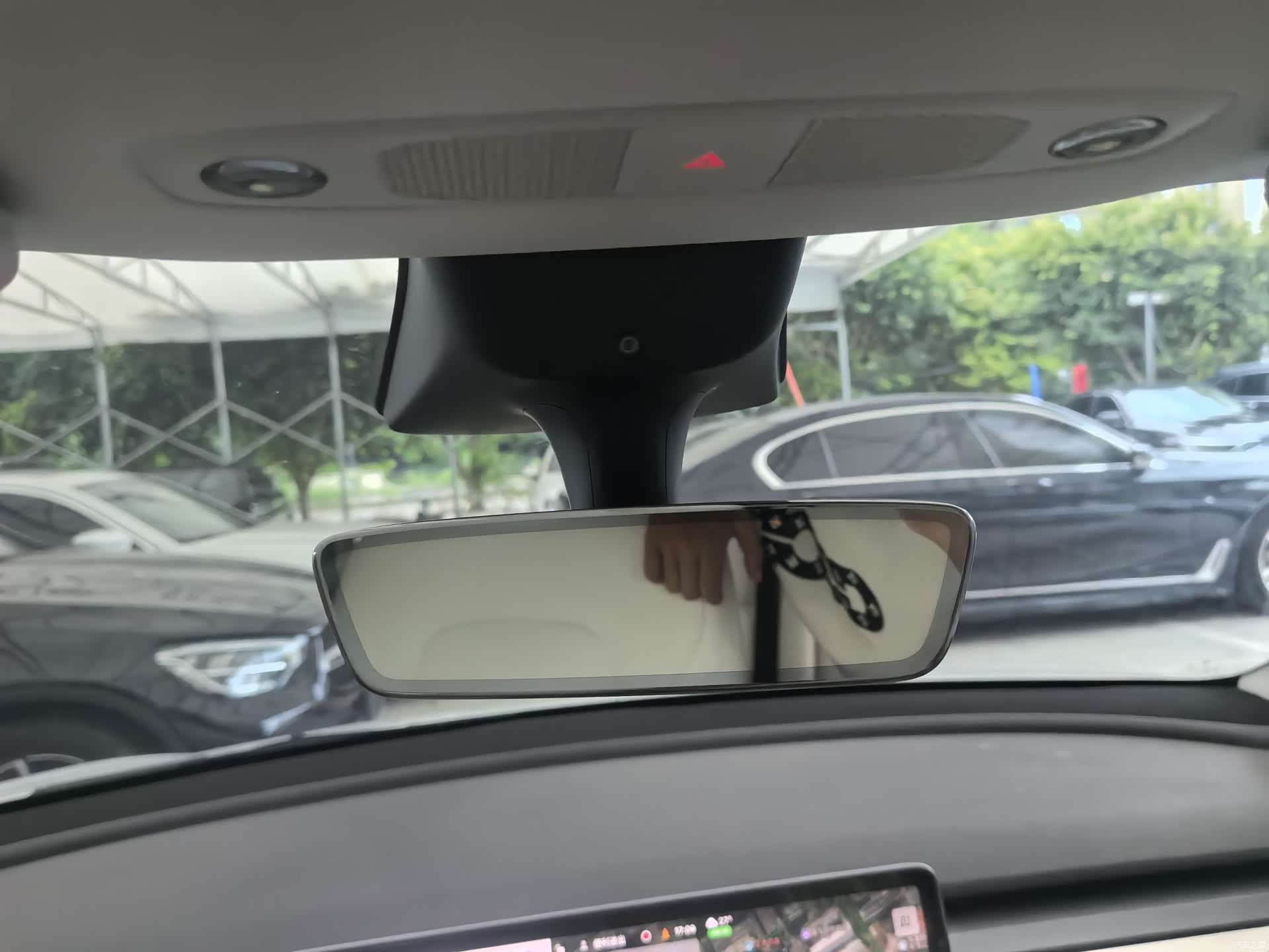 Tesla Model Y, 2022 17