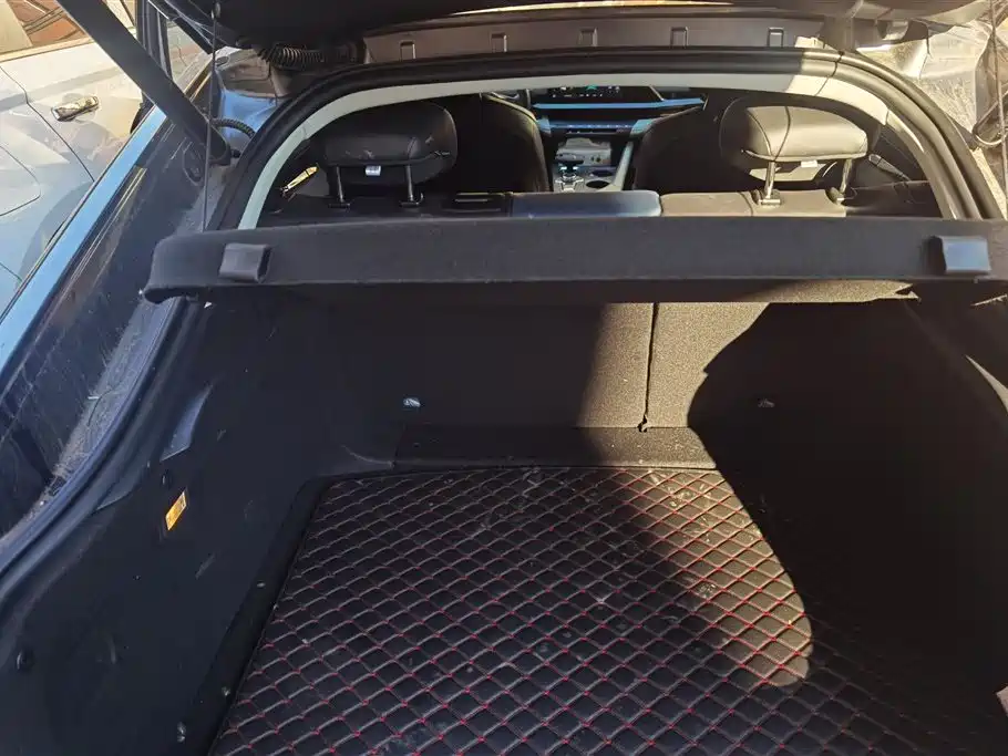 Changan UNI-V Smart iDD