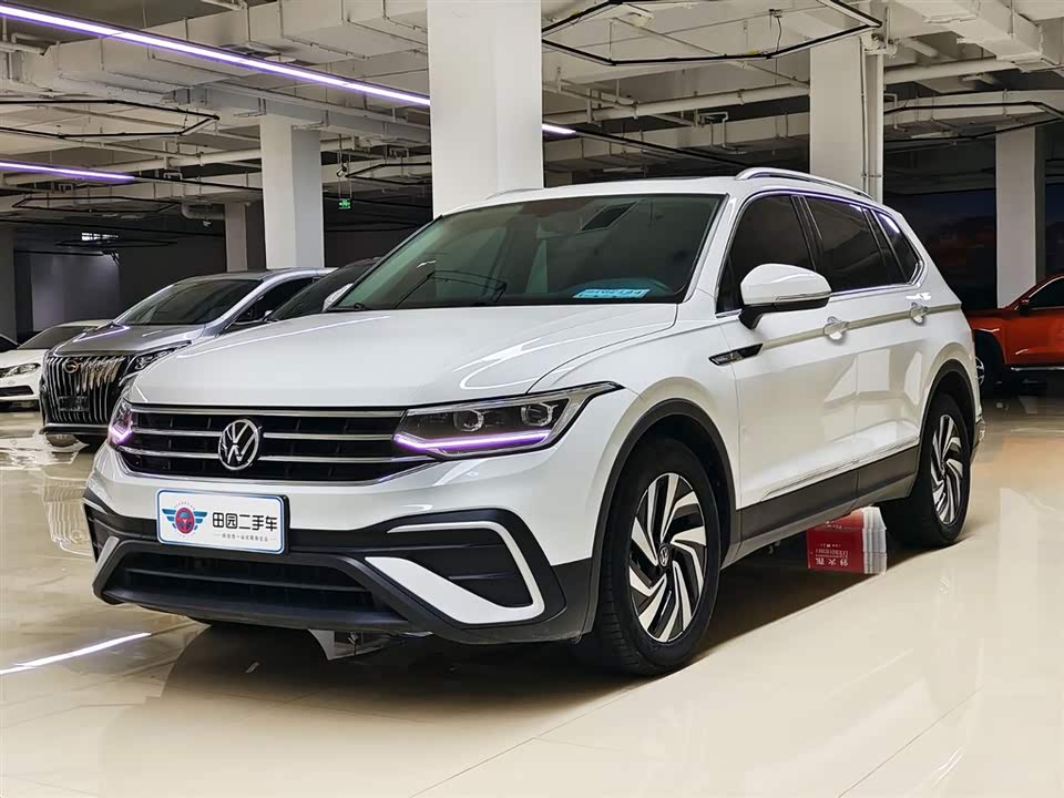 Volkswagen Tiguan L