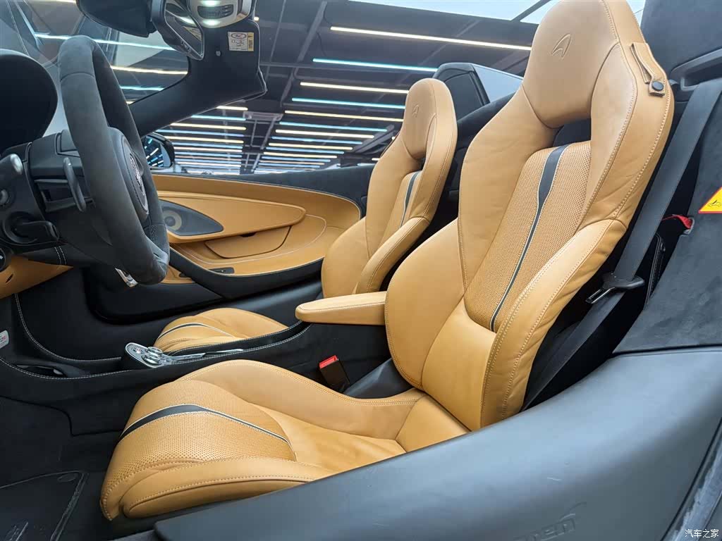 McLaren 570, 2018 все фото