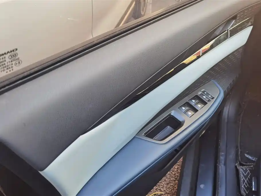 Changan UNI-V Smart iDD