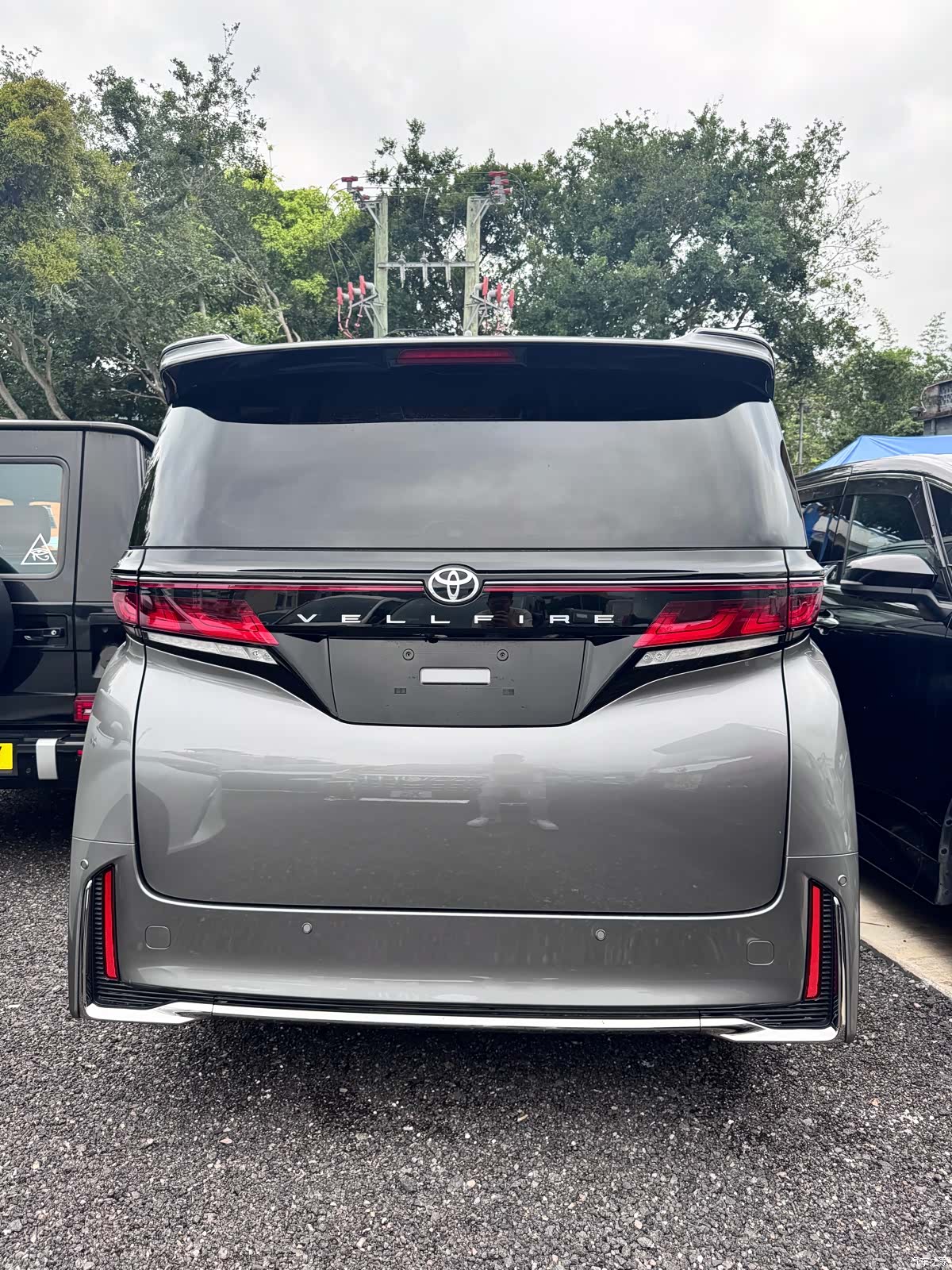 Toyota Vellfire, 2026 3