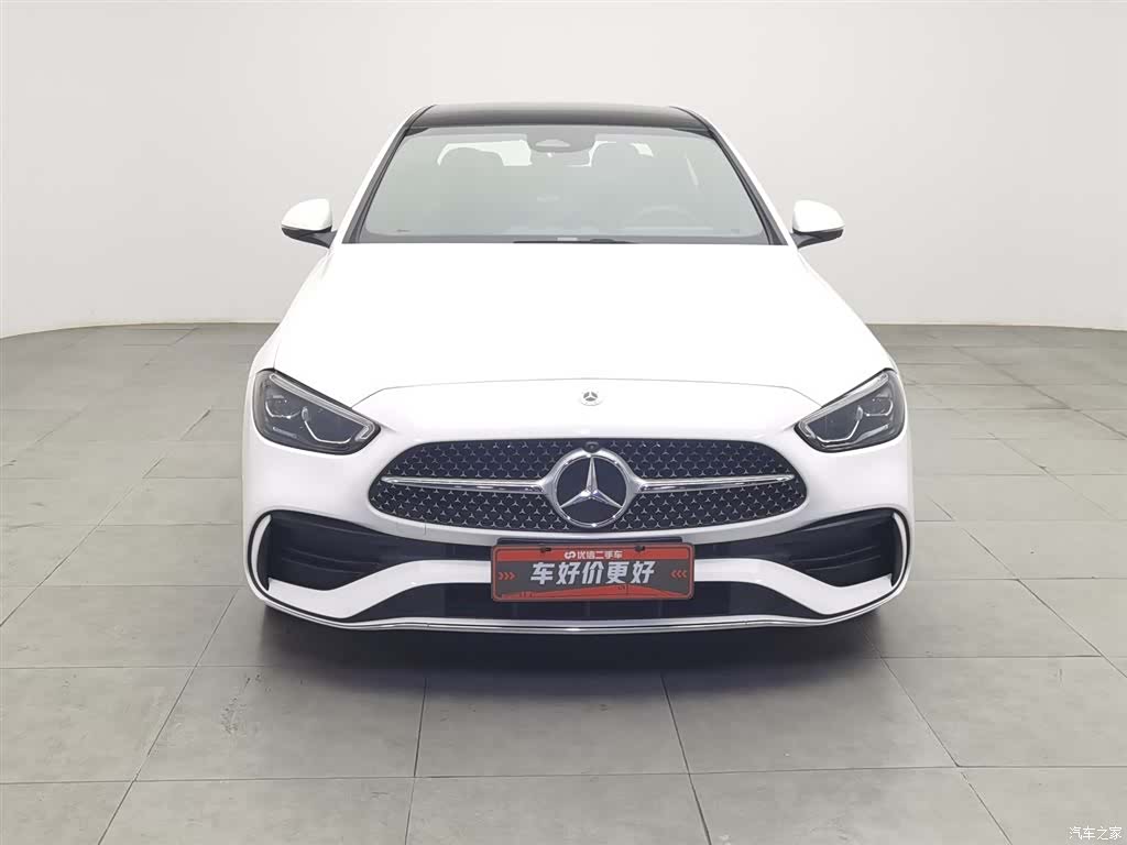 Mercedes-Benz C-Class, 2025 3