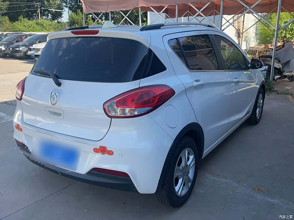Wuling 310, 2017 все фото