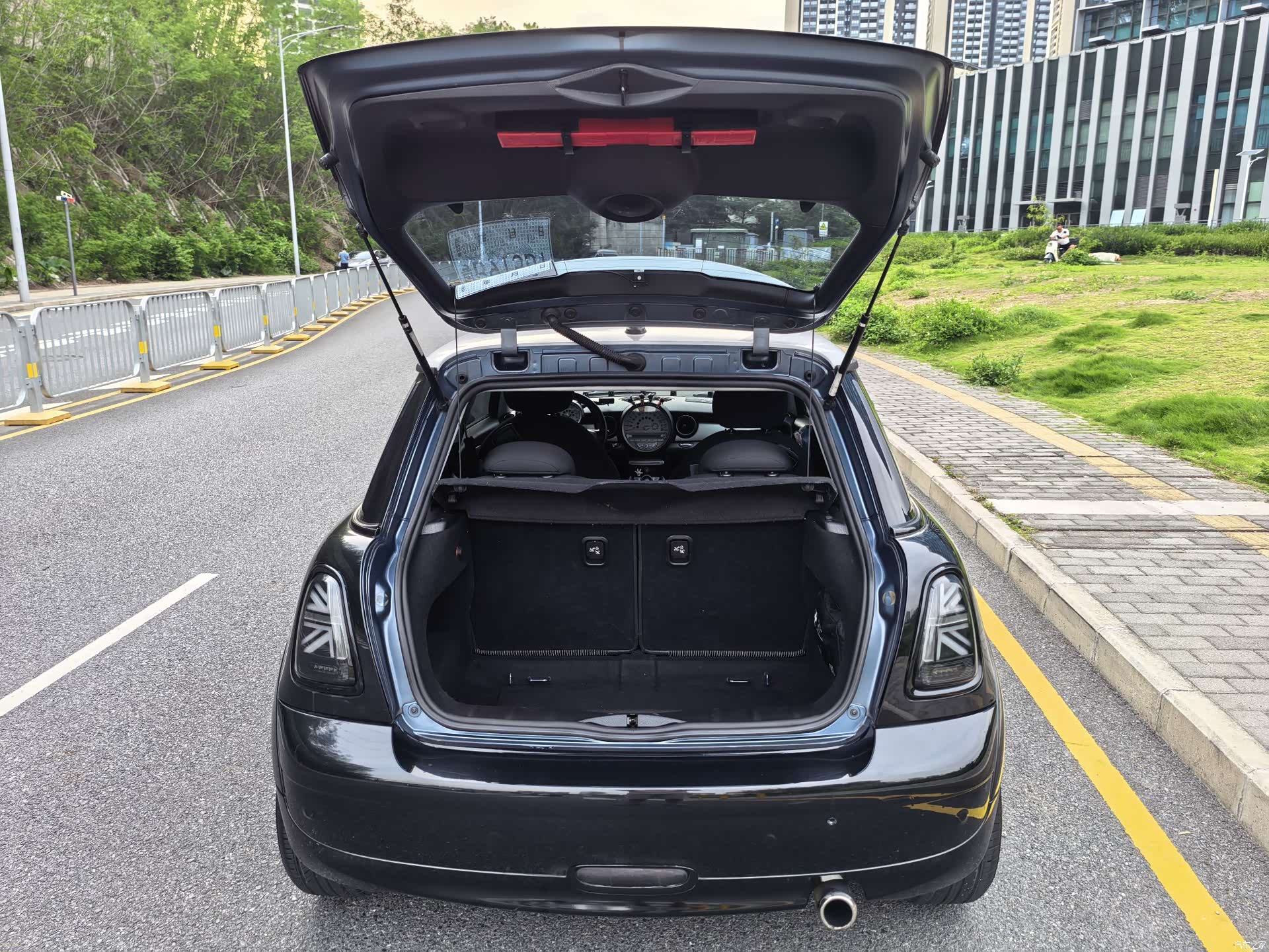 Mini Cooper, 2010 15