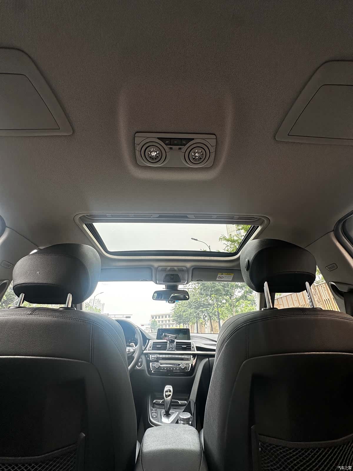BMW 3 Series, 2019 23
