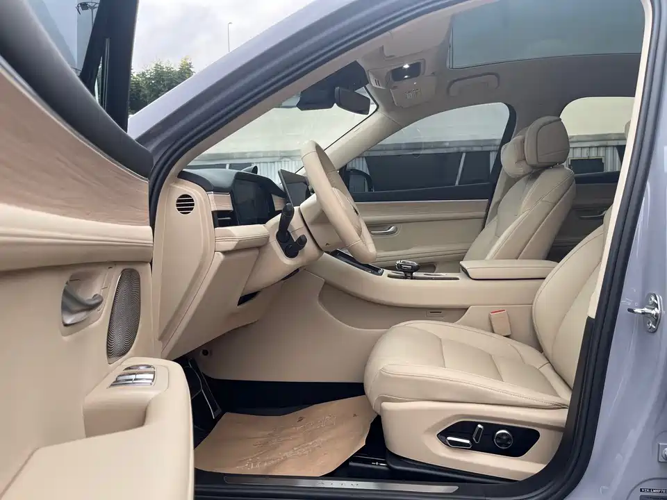 HarmonyOS Ask the world M5