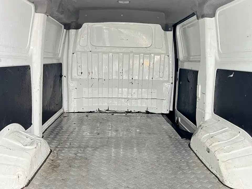 Dongfeng Yufeng Yufeng EM26