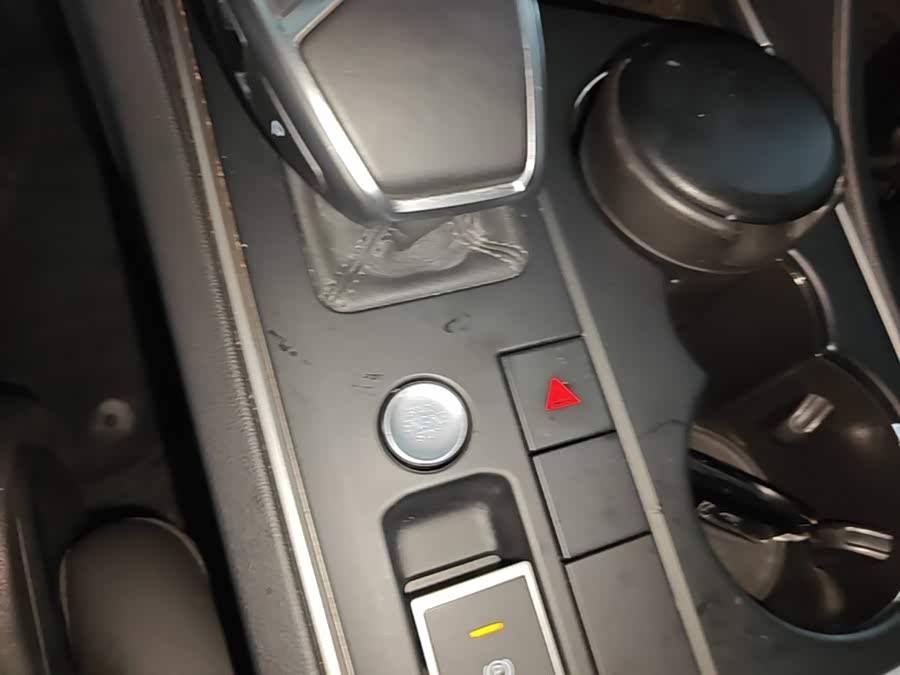 Volkswagen Touareg 2020, фото 9