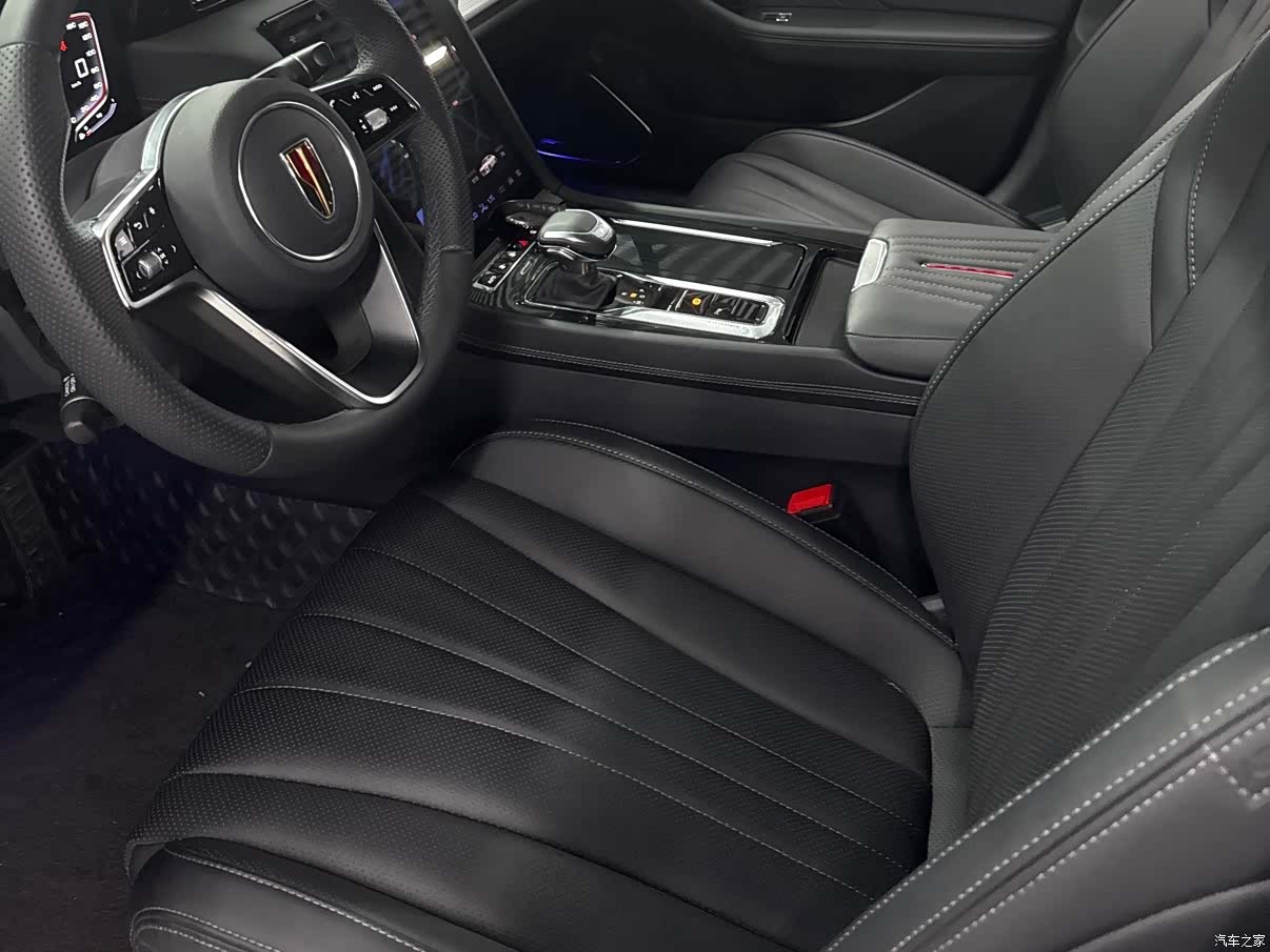 Hongqi H5, 2024 9