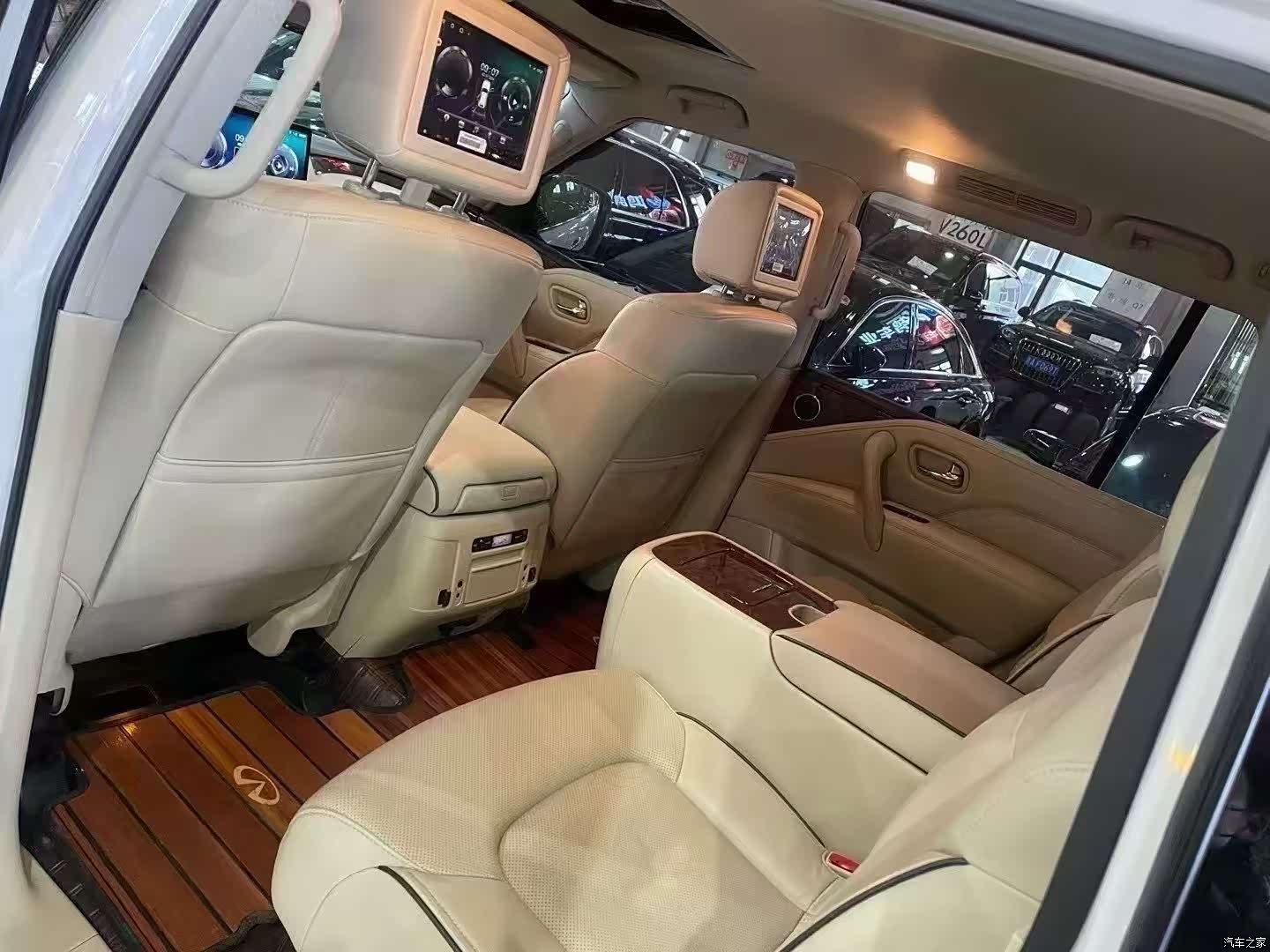 Infiniti QX80, 2019 6