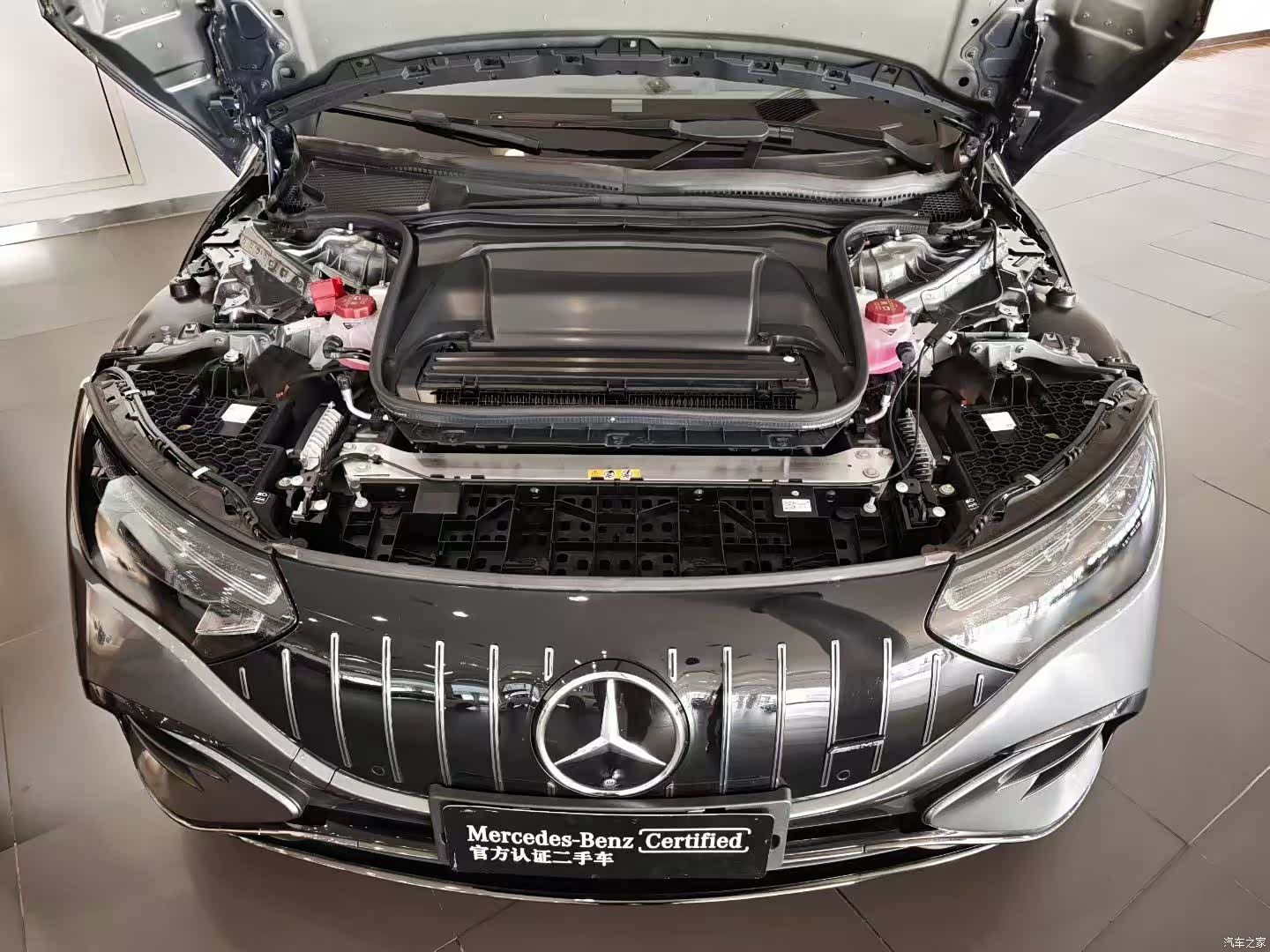Mercedes-Benz EQE, 2024 2