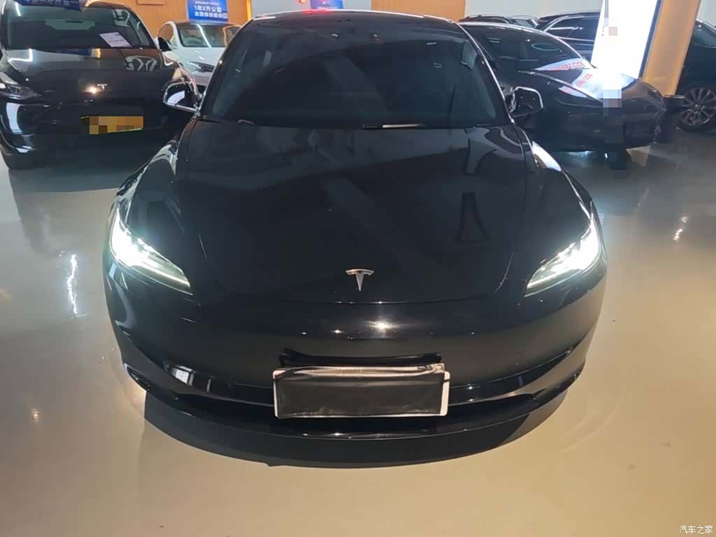 Tesla Model 3, 2024 3