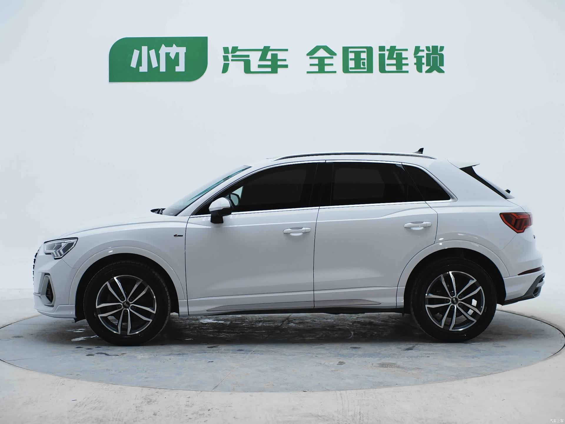 Audi Q3, 2022 4