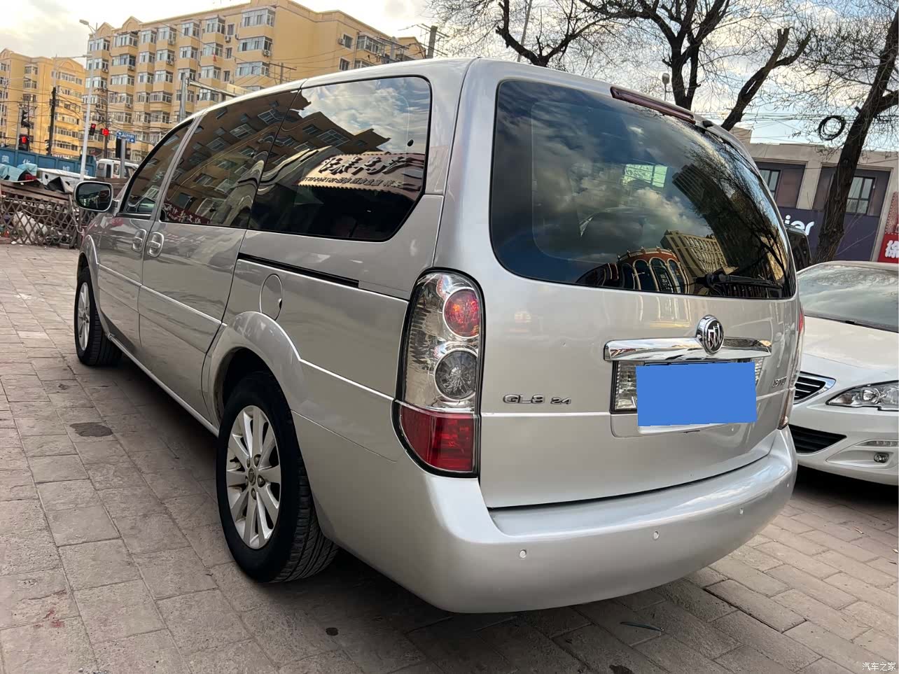 Buick GL8, 2013 6