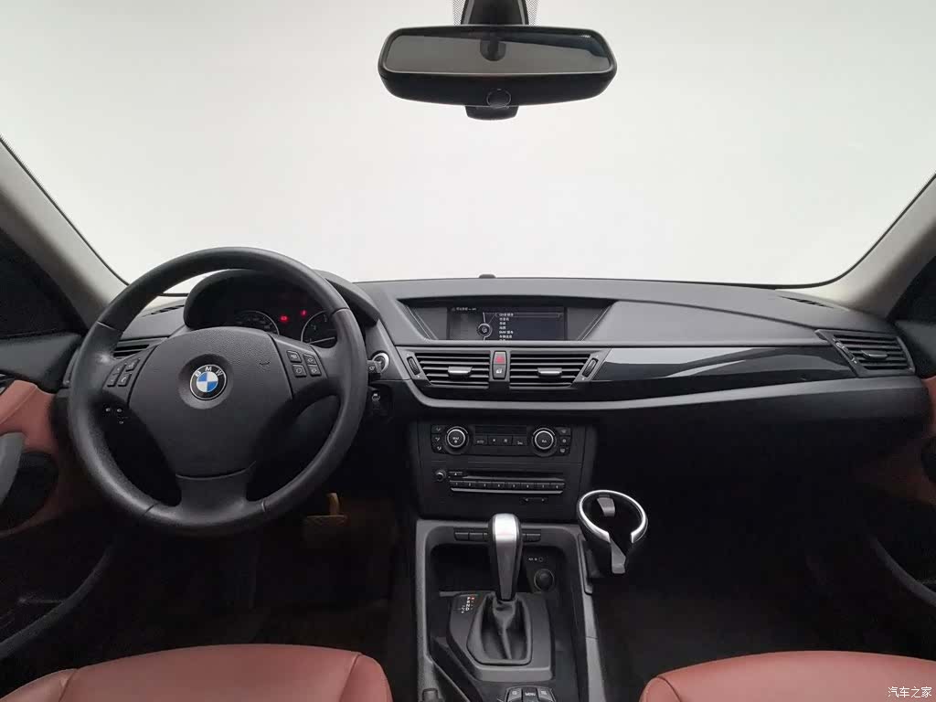 BMW X1, 2012 все фото