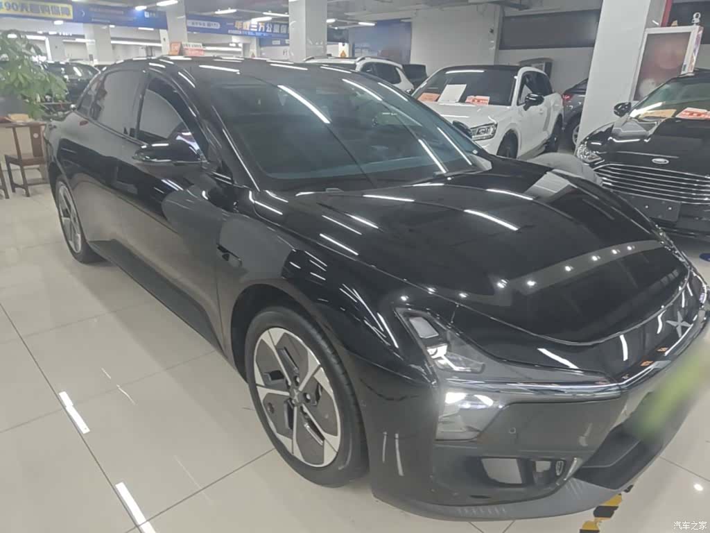 Xpeng Mona M03, 2025 4