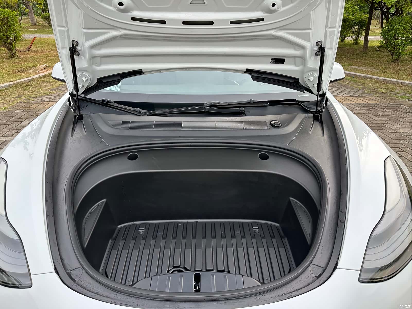 Tesla Model 3, 2021 18