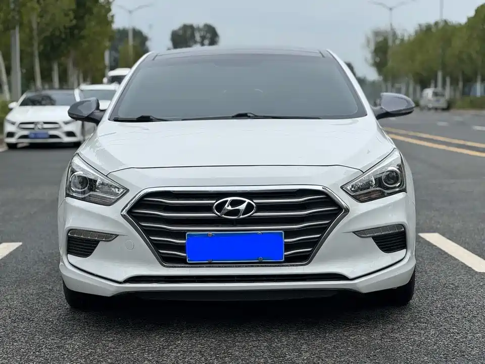 Hyundai Name picture