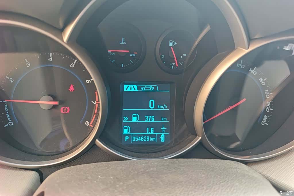 Chevrolet SE, 2016 14
