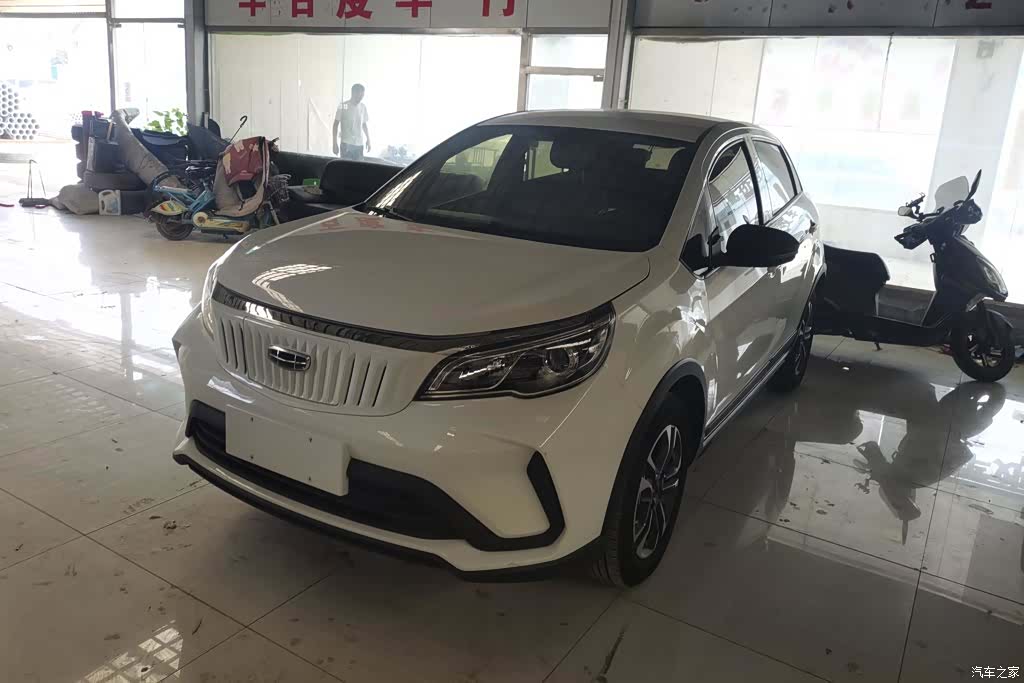 Geely EX3, 2022 1