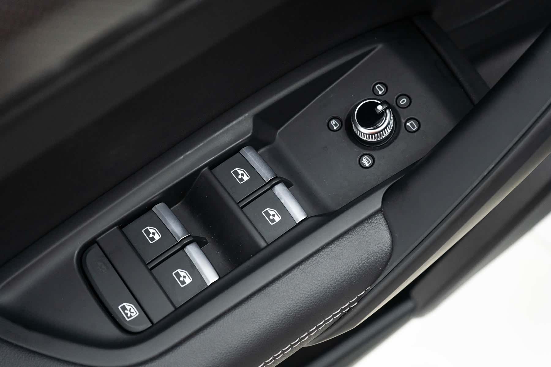 Audi Q5L, 2023 13