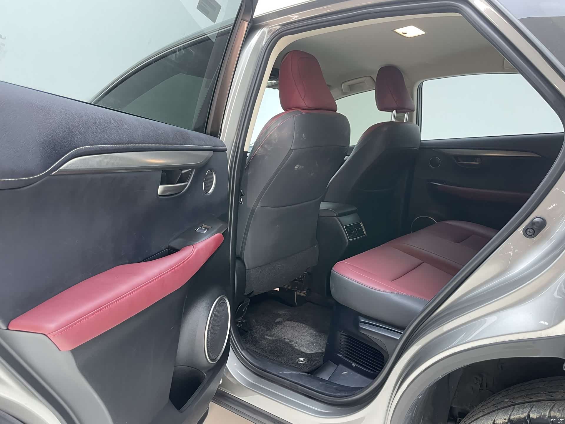 Lexus NX, 2021 27