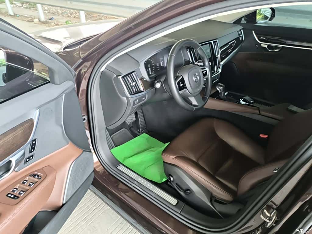 Volvo S90, 2017 16