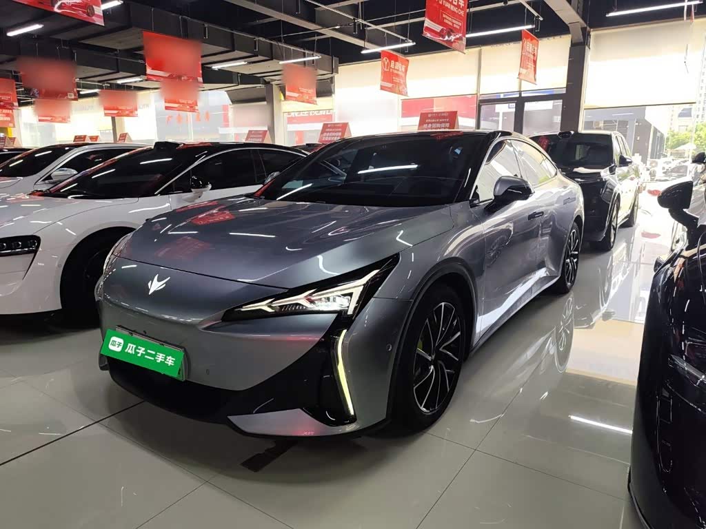 Arcfox S5