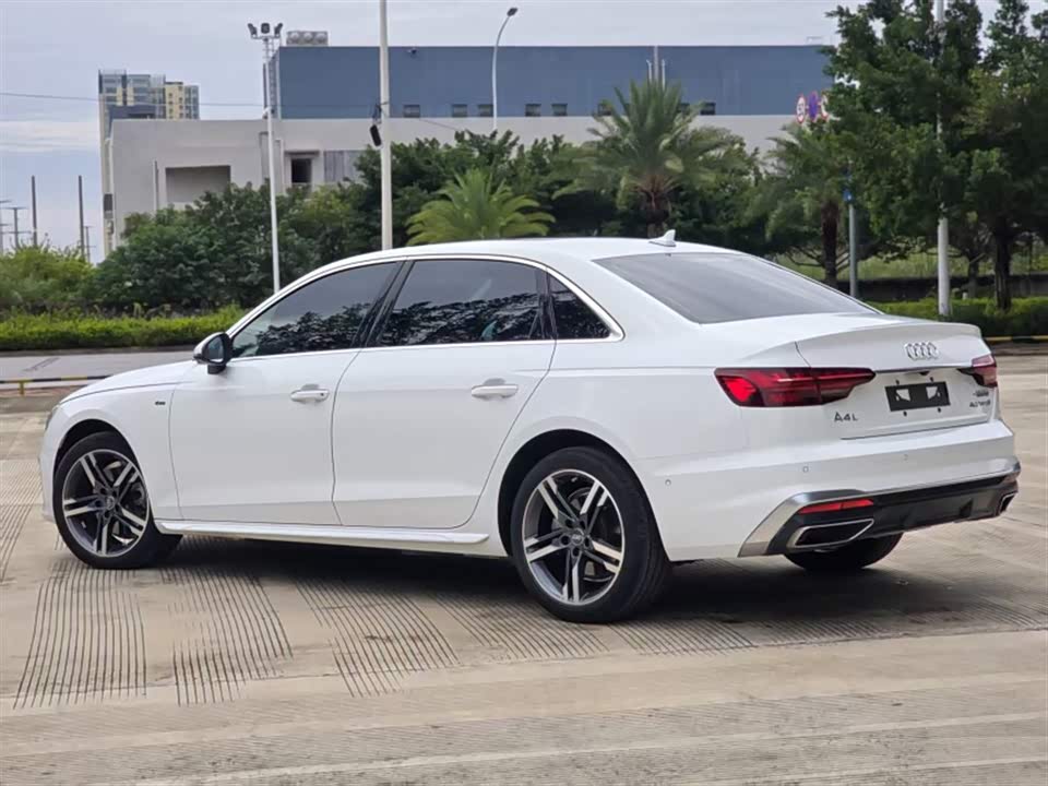 Audi A4L