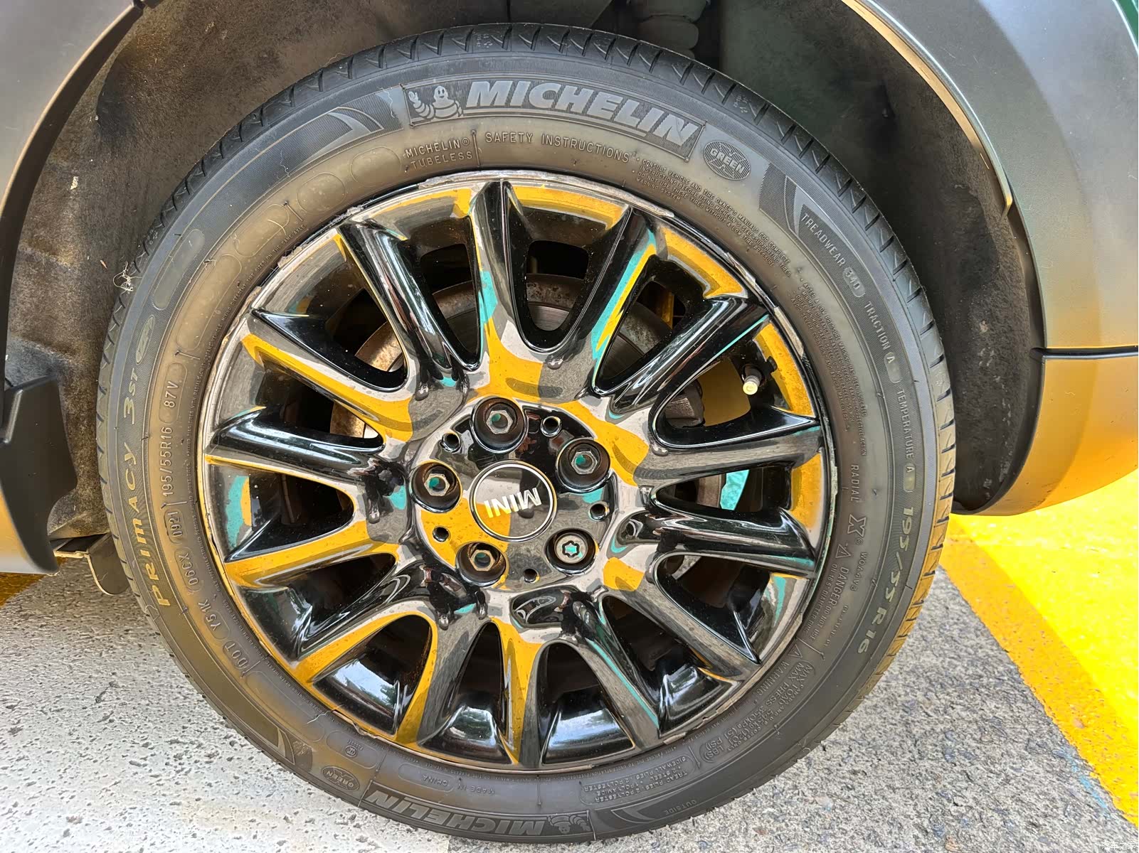 Mini ONE, 2019 14
