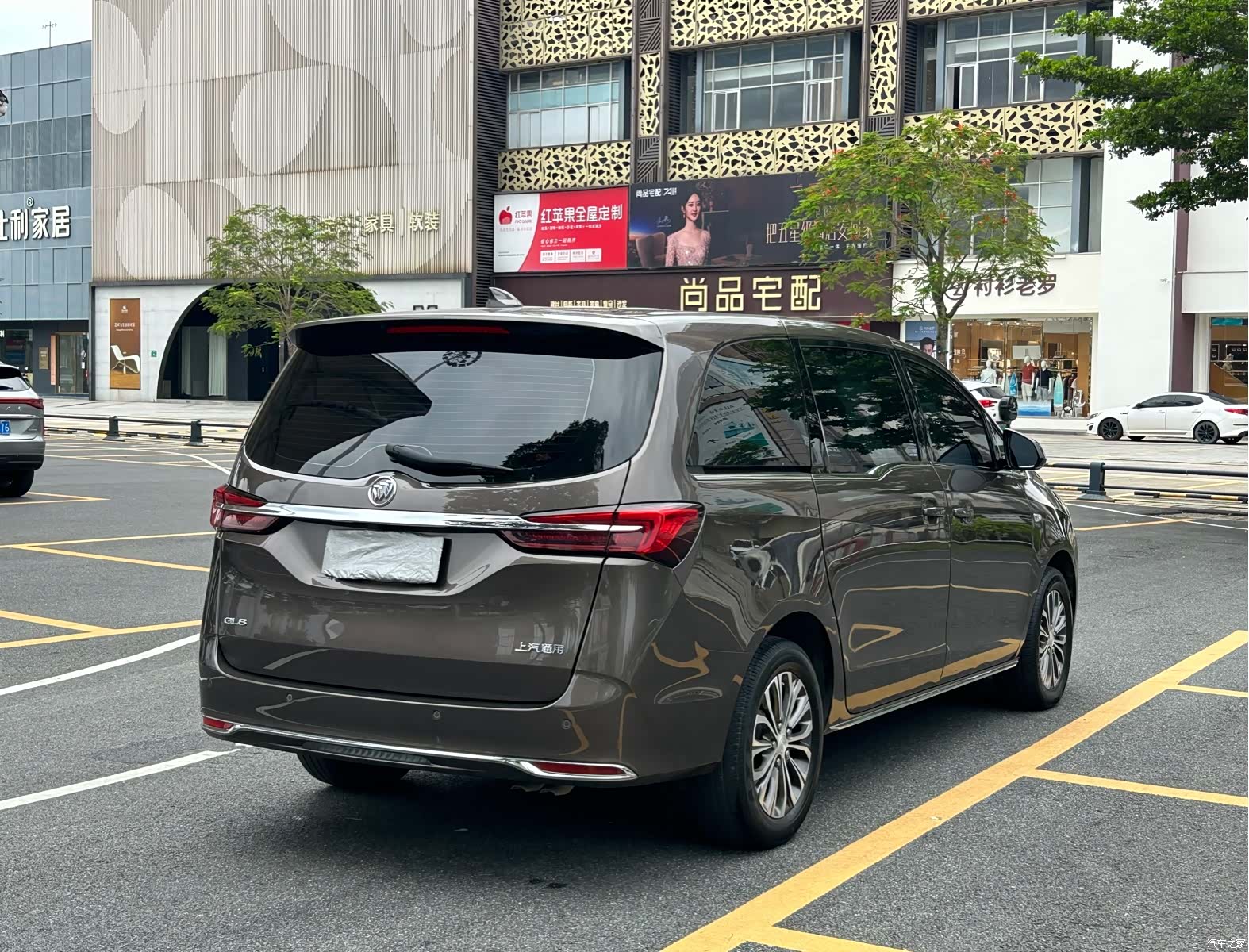 Buick GL8, 2024 7