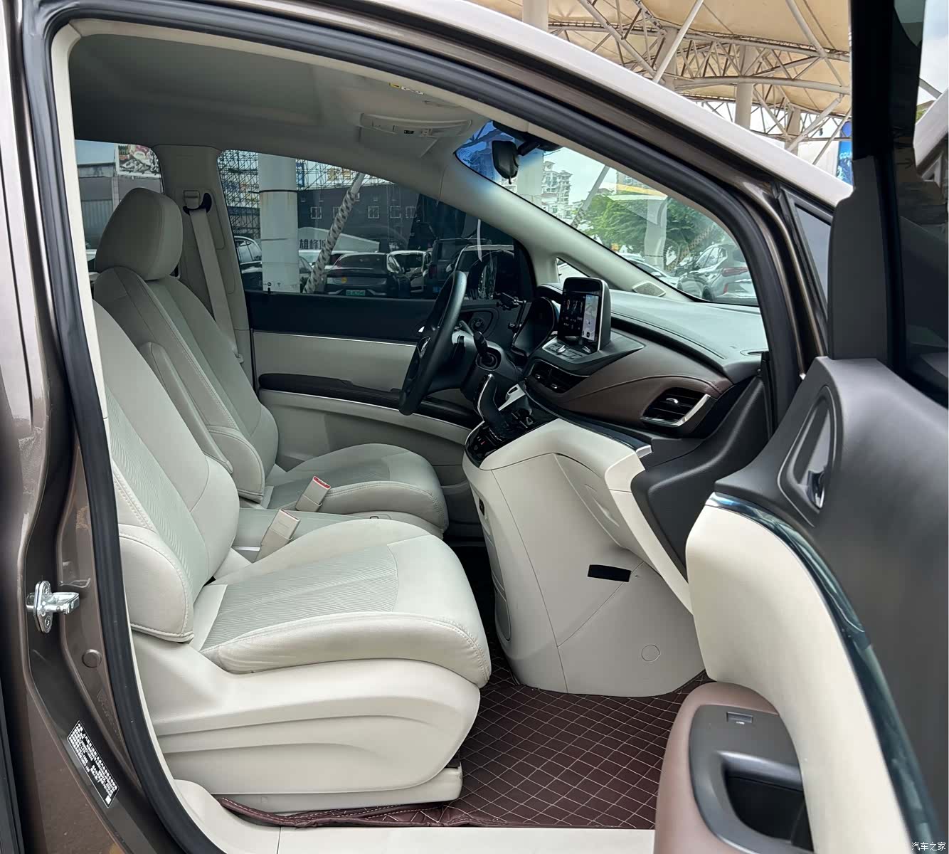 Buick GL8, 2024 17