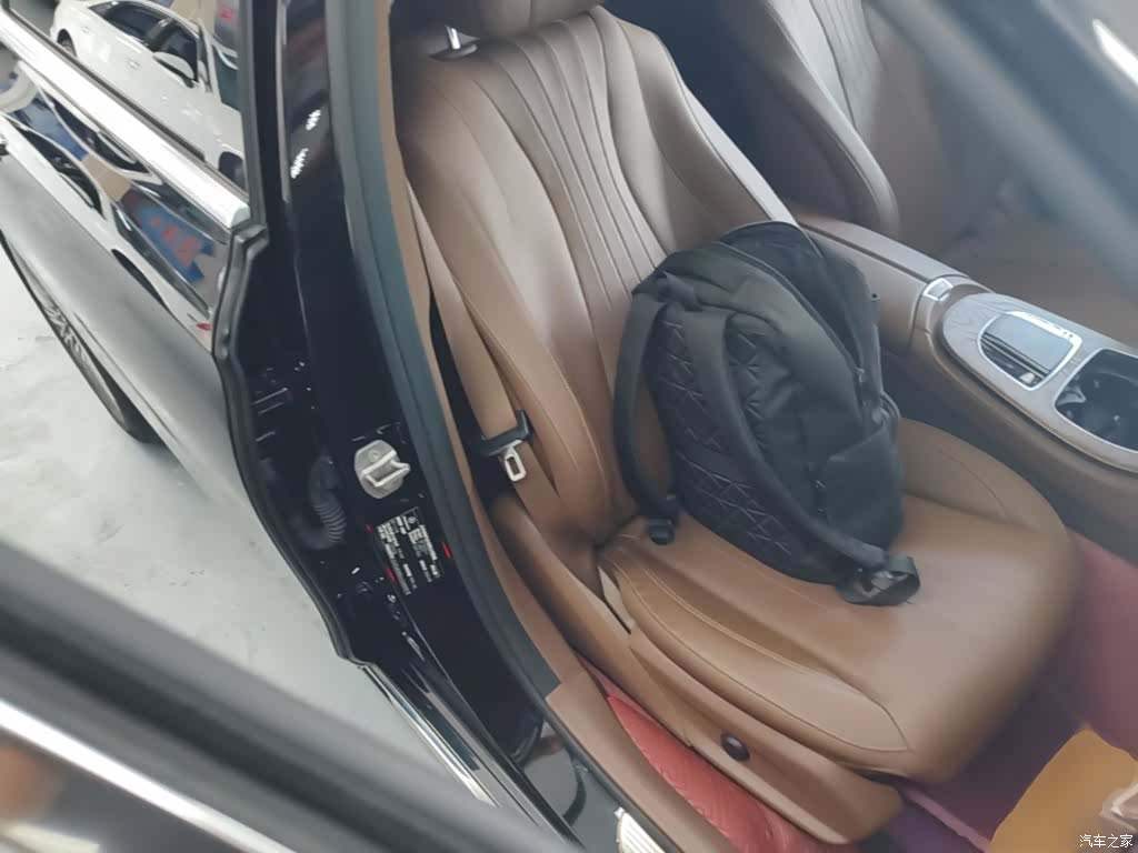 Mercedes-Benz E-Class, 2020 25