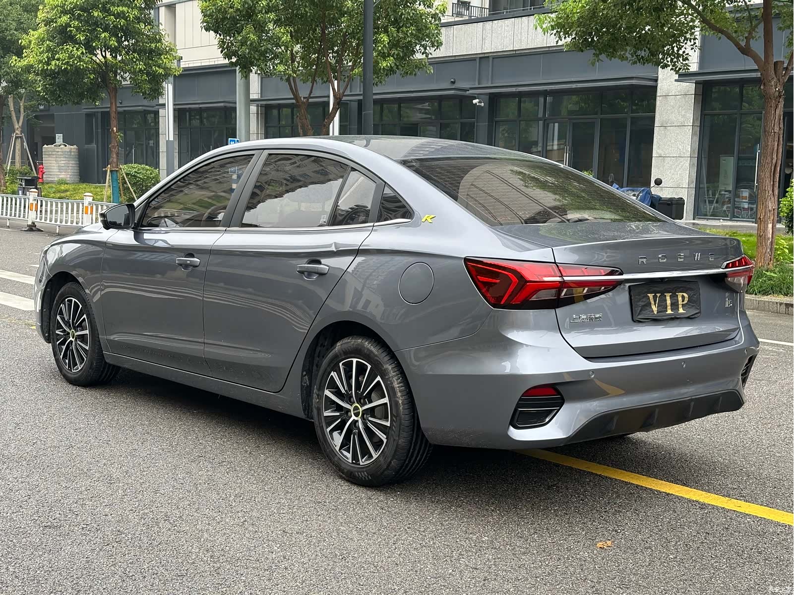 Roewe i5, 2021 7