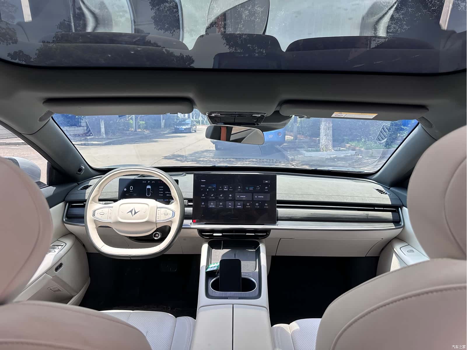 DongFeng eπ007, 2025 7