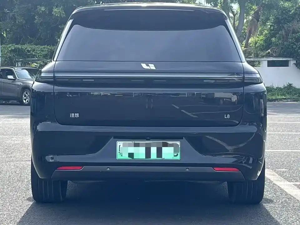 Li Auto Ideal L8