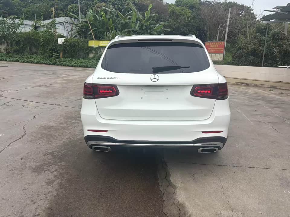 Mercedes-Benz GLC Mercedes-Benz GLC